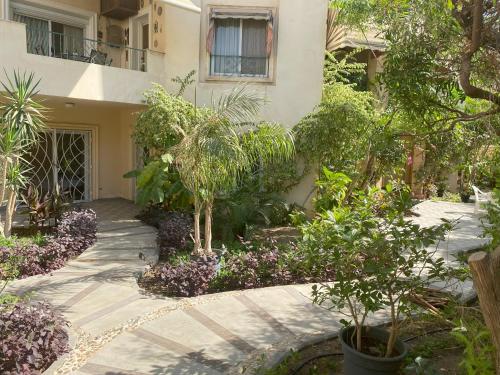 garden villa apartment 125A - Tap to explore photos