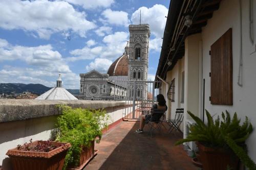 Dream holiday Suite David with Dome View lift & AC, Florence