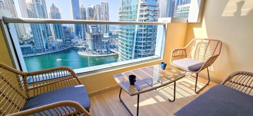 ทัศนียภาพ, Marina View Spacious 2 BHK near ดูไบมารีนา