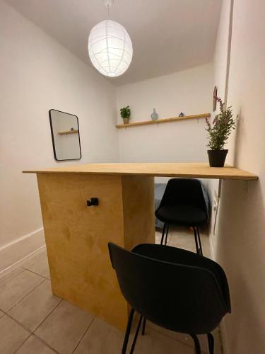 المرافق, شقة 200 متر مربع من 1 غرفة و1 حمام خاص في أرييل (Dotan's Boutique Guesthouse - By The Beach!) in بيتش إريا