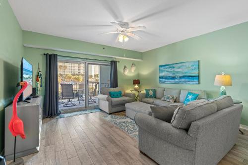 Oceanwalk 2-202 in New Smyrna Beach, USA