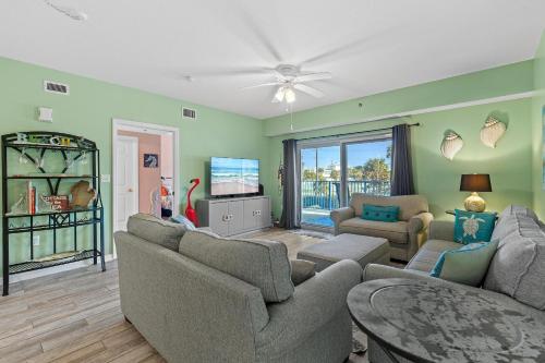 Oceanwalk 2-202 in New Smyrna Beach, USA