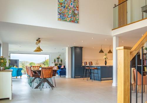 Orchard Barn - Luxury 4 BD Barn Conversion! in Cropthorne