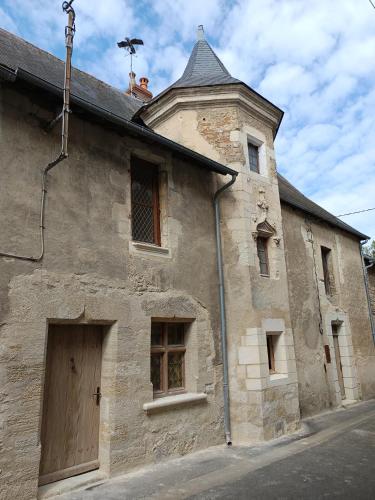 la tour du fauconnier gîte à louer Doué-la-Fontaine