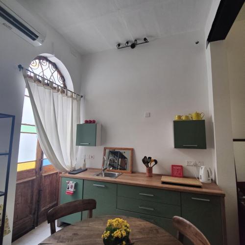 Malta, Sliema holiday flat - minutes from the sea!, Sliema (zdjęcie 7)