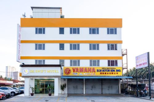 Tampilan eksterior, De Swift Hotel, Melaka in Malacca