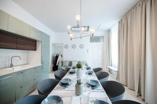 Apartment image 10