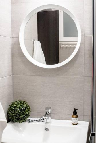 Apartment image 5