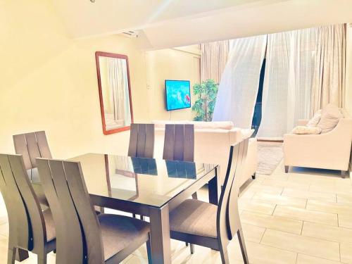 BeachFront 2 bedroom Apartment with WiFi&Netflix in Mombasa