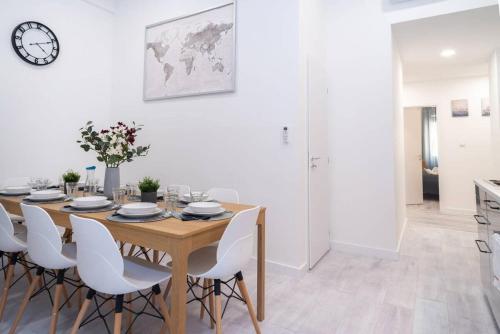 Central large airconditioned apartment - image 12