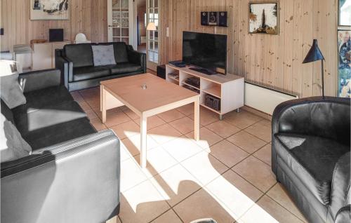Pet Friendly Home In Kopingsvik in Kopingsvik