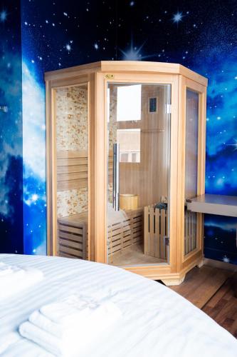 桑拿, HOTEL ROYAL in 法恩扎