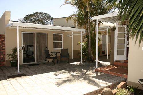 Absolute Cornwall Bed and Breakfast - image 3