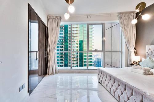 Luxury 2BRin Torch Tower with Dubai Marina Skyline Views, Dubái (foto 3)