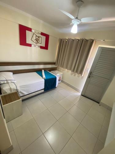 Apartment image 10