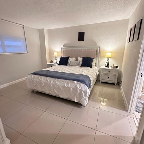 Hollywood apartment by the sea - image 6