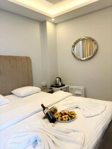 Standard Double Room image 4