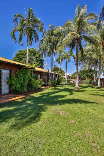 สวน, เบย์ไซด์ ฮอลิเดย์ อพาร์ทเมนท์ (Bayside Holiday Apartments) in บรูม