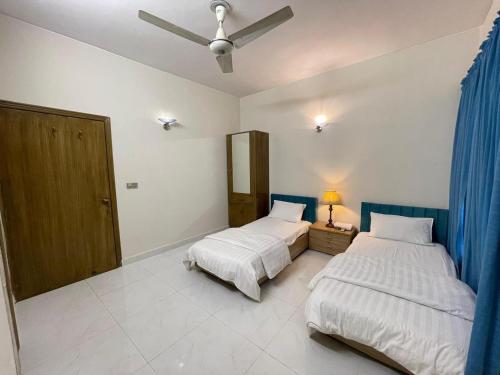 Staycation Homes- 3 Bedroom upper portion villa - image 10