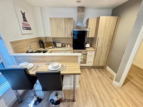 Modern TWO Bedroom Apartment Birmingham City Centre - 2 BATHROOMS - SLEEPS 6 GUESTS - FREE Underground Parking - FAST Speed Internet, Birmingham (fotografie 8)