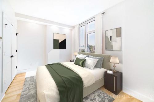 Luxury 2-bedrooms unit with elevator, balcony in Steinway, USA