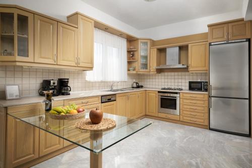 Kitchen, Villa Felenia in Fres