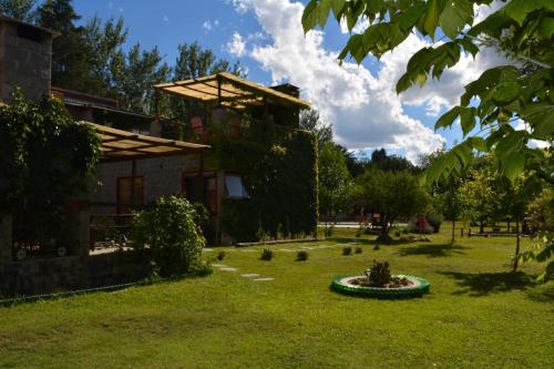 La Brújula Hostel y Club Social