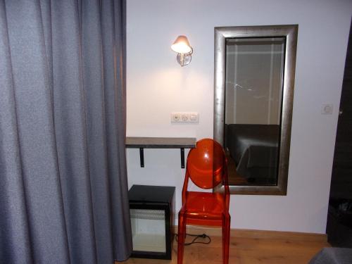 Hôtel de Lorraine - image 13