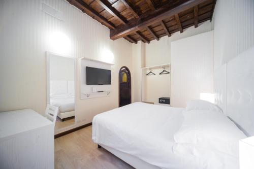 Trevi 41 Hotel - image 3