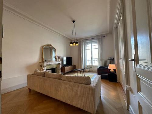 Central two-bedroom apartment, Ginebra (foto 2)