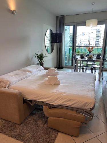 Oasi di Relax con Box Privato e Balcone, vicino M1, Mediolan (zdjęcie 2)