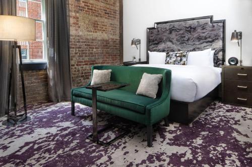 King Room with City View room in JW Marriott Savannah Plant Riverside District