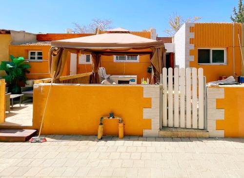 Εξωτερική όψη, הבית המדברי in Μίτζπε Ραμόν