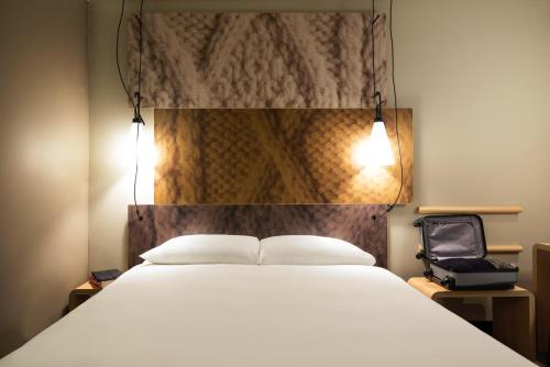 Double Room room in Ibis Den Haag City Center