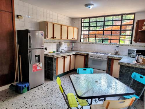 Casa Cumbre Mérida, Espectacular Vista, ubicación y comodidad (Casa Cumbre Merida, Espectacular Vista, ubicacion y comodidad) in Merida