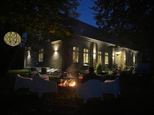 Buitenkant, Pfarrhaus Karbow in Kreien