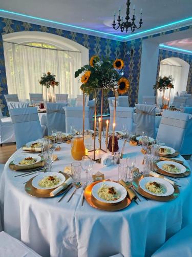 Restaurant, Rezydencja Dwor Gorny in Nowa Ruda