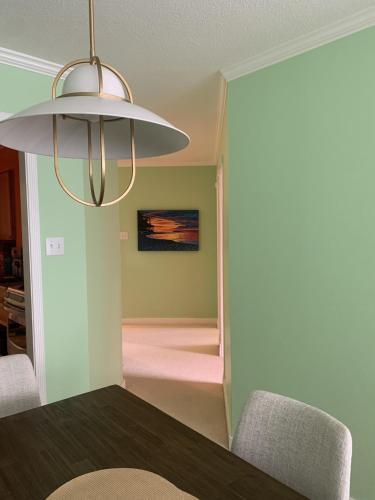 Herons Nest-90 - Day Stay, Bright and Airy Suite with Study, steps away from Downtown Victoria by Victoria Prime! in Victoria, Canada