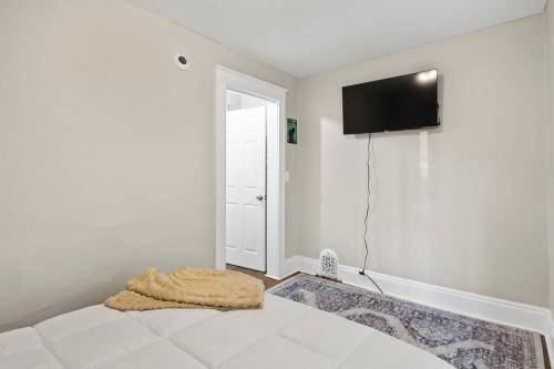 Home Theater Suite in Park Ave Neighborhood in Rochester, USA