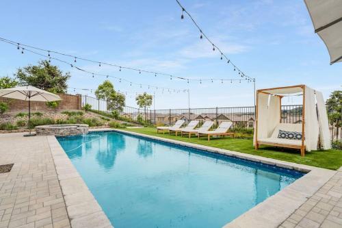 Resort-like home with pool, jacuzzi and sauna in Mission Viejo, USA