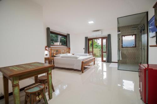 Pousada Vista pro mar Ilhabela in Praia Saco da Capela