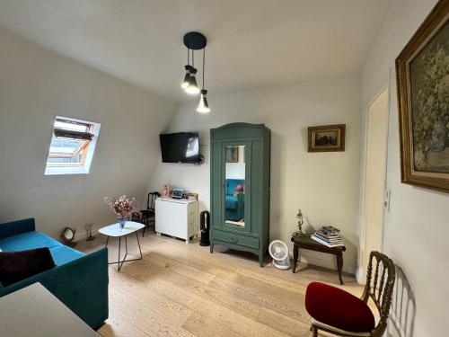 Cosy Studio 5 minutes Tour Eiffel, Parigi (foto 9)