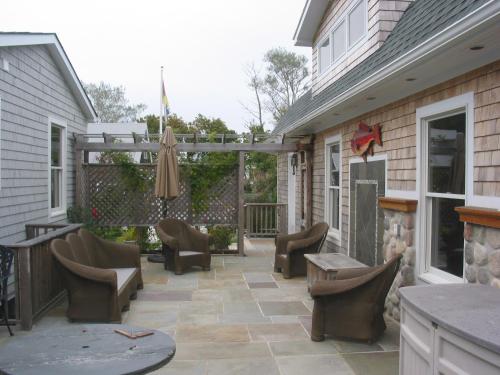 lovely Southampton Estate on Shinnecock Bay in Hampton Bays, USA