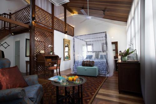 room detail thumbnail 1