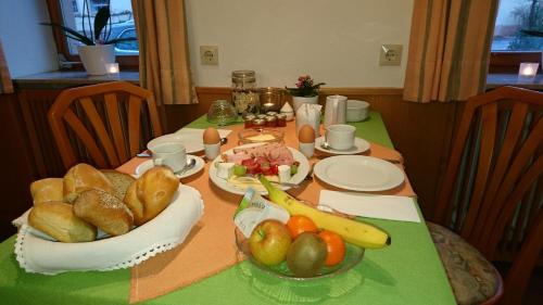 Pension Landhaus Fischer - image 12