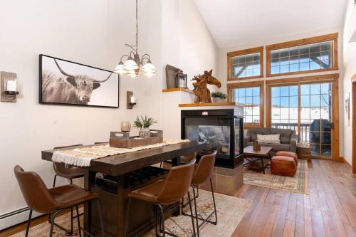 Mustang Ridge Retreat in Granby, USA