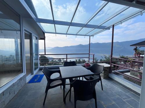 Family Two-Bedroom Apartment with View