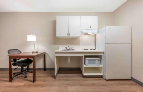 Extended Stay America Suites - Fort Wayne - South - 주방