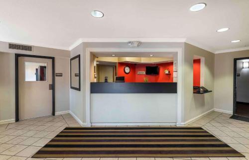 Studio 6 Extended Stay Minneapolis Airport Eagan North MN - 로비