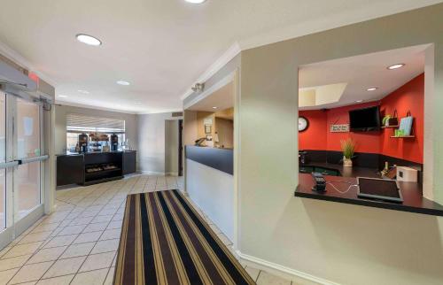 ล็อบบี้, Studio 6 Extended Stay Minneapolis&nbsp; Airport&nbsp; Eagan&nbsp; North&nbsp; &nbsp;MN in อีแกน (MN)